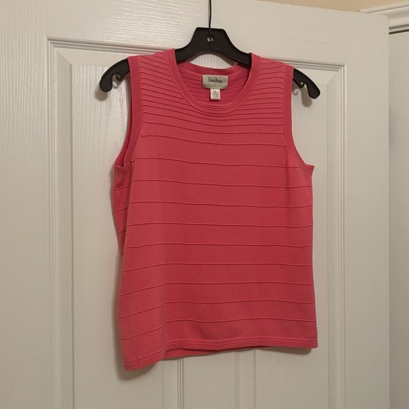 NEIMAN MARCUS Exclusive Silk Sleeveless Ribbed Tank in Pink - Picture 3 of 9